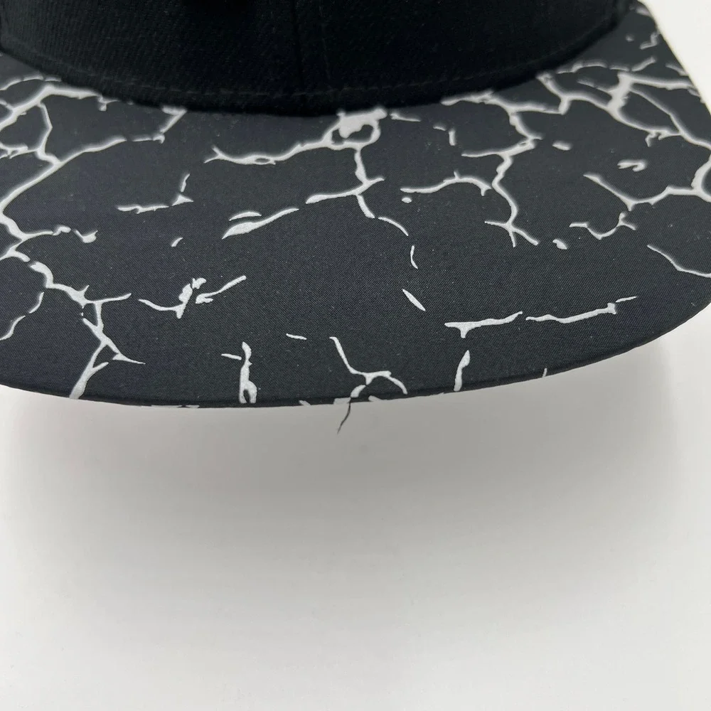 Reebok UFC Fight For Peace Snapback Hat Black Crackle Brim Adjustable OSFA NEW - Picture 2 of 8